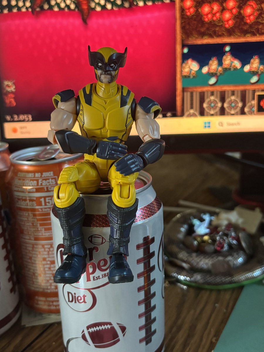 Azzytheazalea's tweet photo. I have him, I built him. He is mine 
#wolverine #xmen #modelkit https://t.co/6qfbzyARtI