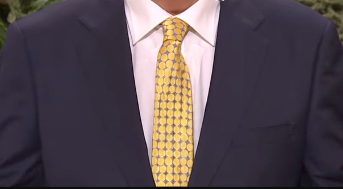 BookofMormonRDR's tweet photo. Ties that bind and connect their messengers to their messages. #generalconference https://t.co/vpENYz9u1I