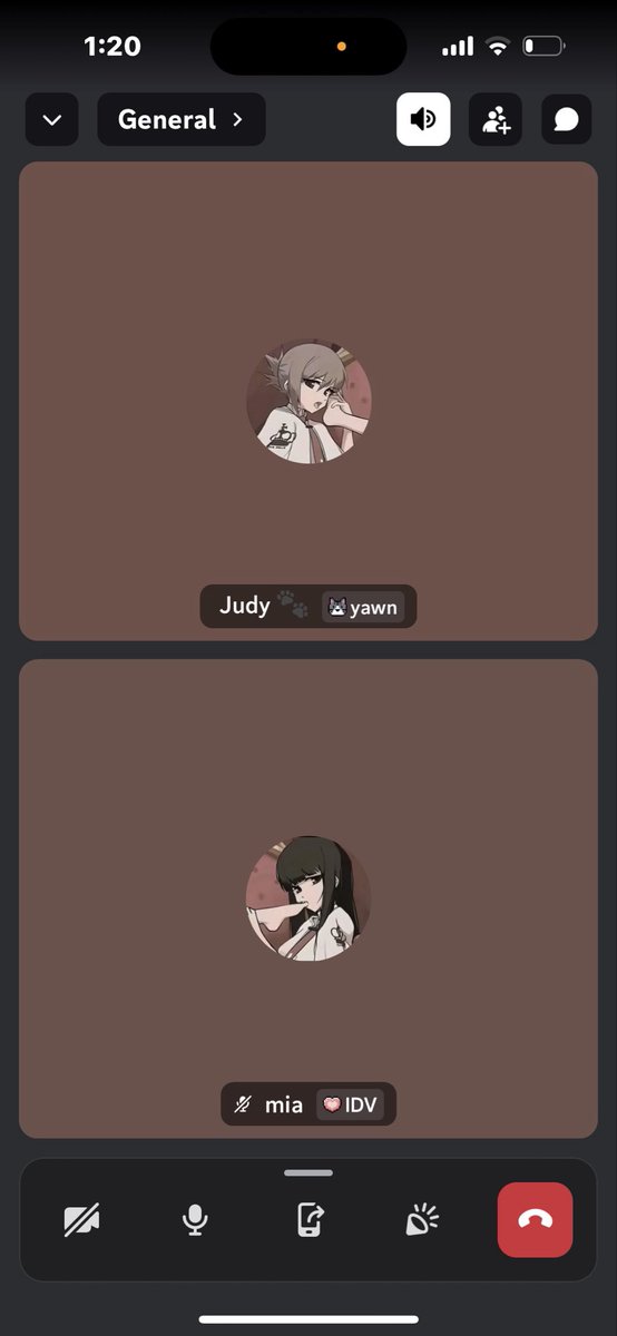 cupckepupp's tweet photo. my gf rlly hates me she deadass went to sleep n left me alone https://t.co/Uzz0sjrvy6