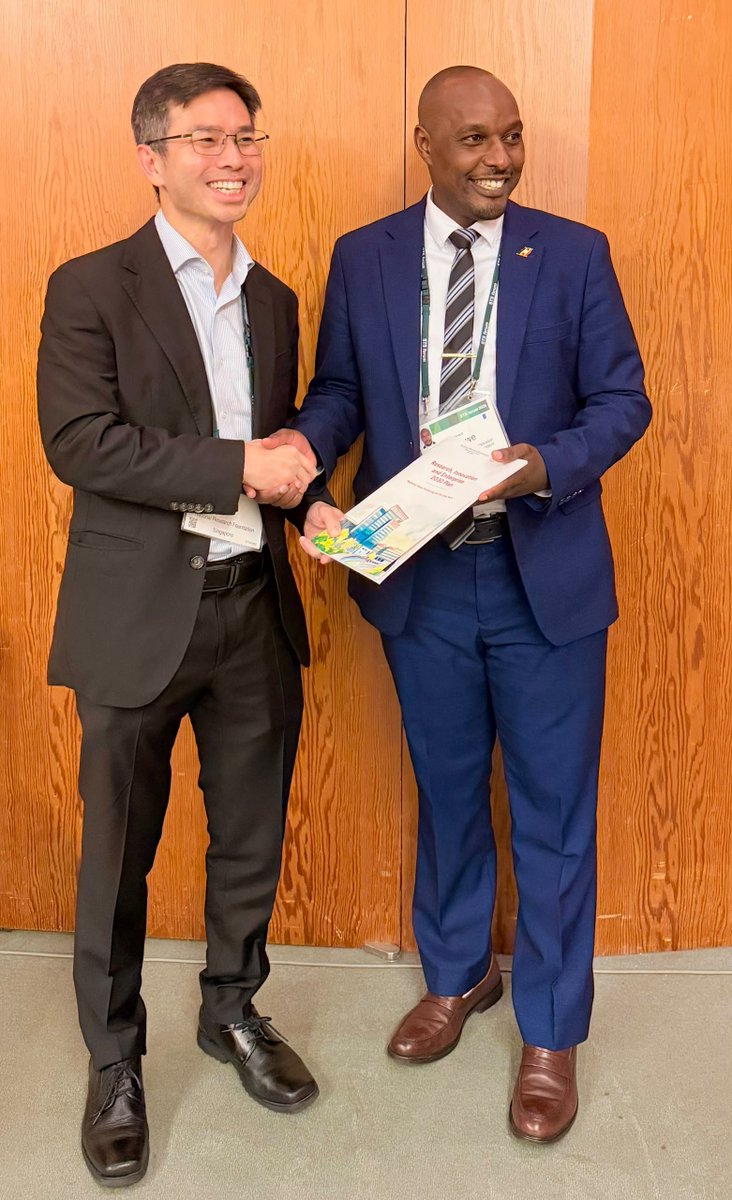 nrmwesternug's tweet photo. While in Kyoto, Japan, Hon. Eng. Jonard Asiimwe Akiiki, has held an engagement with Mr. John Lim, CEO of the National Research Foundation, Singapore, to explore opportunities for strategic partnership and technical cooperation.

#EngJonard #KyotoJapan https://t.co/Qr07oWVcCw