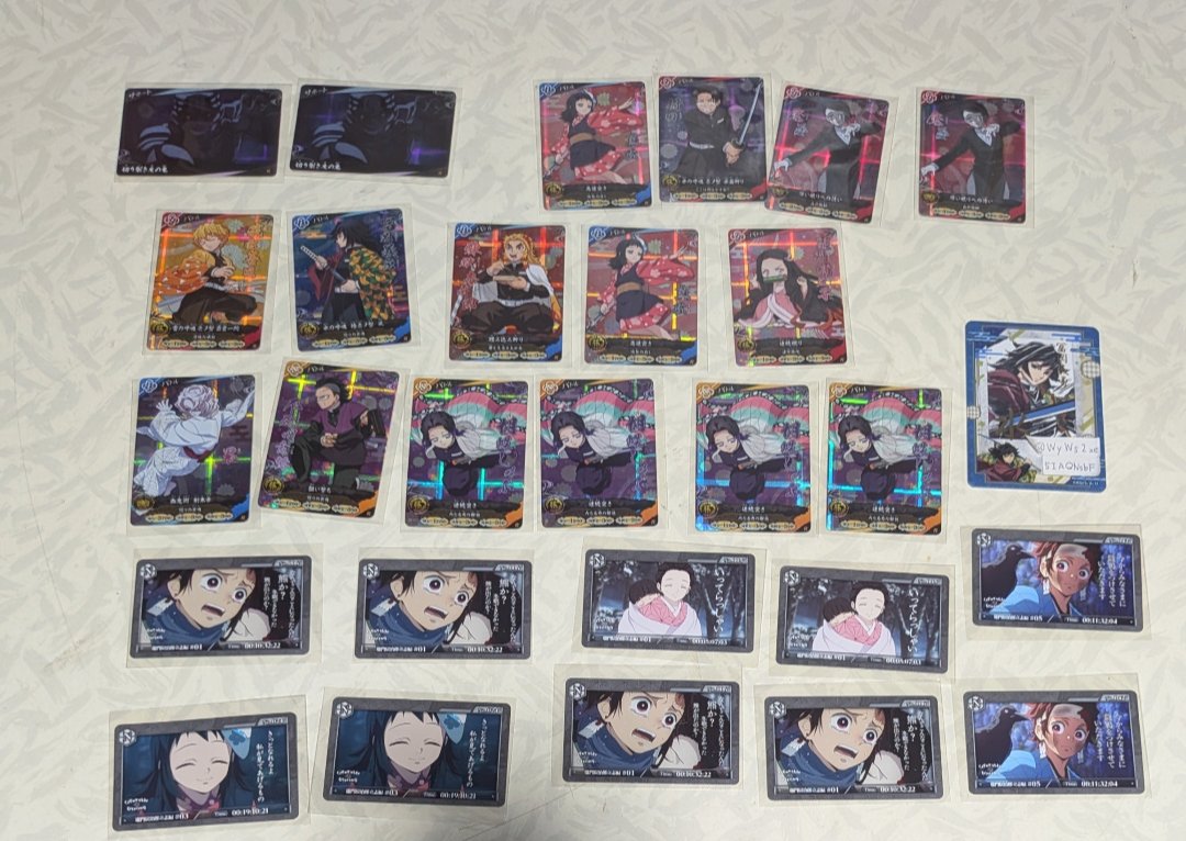 WyWs2xe5IAQNsbF's tweet photo. 【交換・譲渡】鬼滅の刃　バトスラ　お楽しみくじ　カードパック
求:1枚目義勇・しのぶ・善逸・禰豆子各記載数
2〜4枚目:¥100+送料
5・6枚目:¥50+送料
譲:2〜6枚目
一部交換後自引き分含みます
【交換】
バトスラ交換は同レアリティ同士またはUR1:SR3
✨は一旦UR義勇との交換のみ
→譲渡条件続きます https://t.co/Ra9ykzJPeu