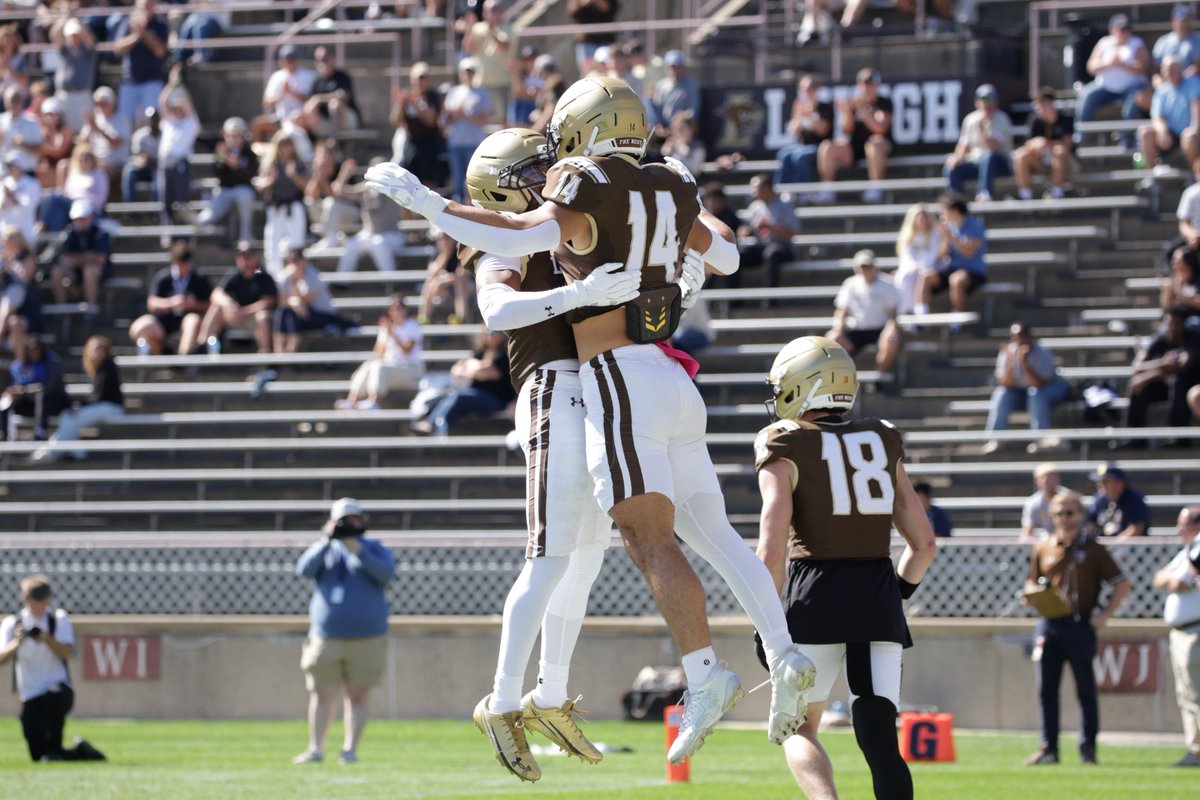 LehighFootball's tweet photo. Vibes are high as we hit the bye 📈

Fordham Gallery: https://t.co/KXAeIRYwlW

#TheNest https://t.co/3KiIO95EbV