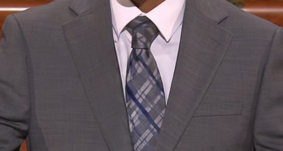 BookofMormonRDR's tweet photo. Ties that bind and connect their messengers to their messages. #generalconference https://t.co/1ikO0ey1Df