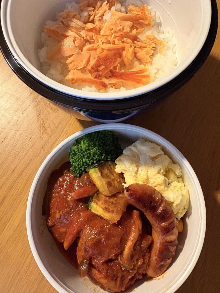 ruiiiamo's tweet photo. 煮込みハンバーグ
#お弁当
#お弁当記録 
#高校生男子弁当
#丁寧な暮らし https://t.co/KMqoWj0yRG