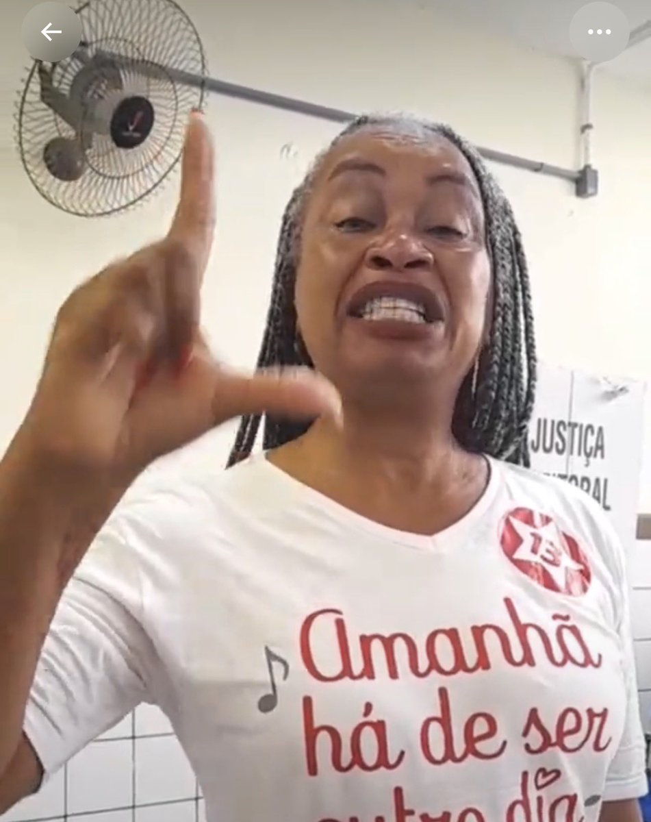 vaidesmaiar's tweet photo. É ELA!!!! Olívia Santana (PCdoB) é eleita deputada federal pela Bahia! https://t.co/oDoXpvYbdf