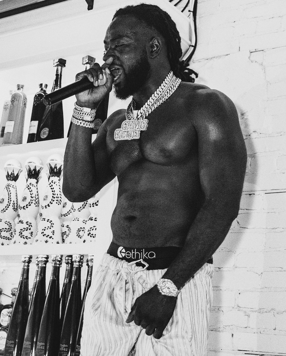 CheeksBossman's tweet photo. Skiiii https://t.co/0l5BJrxgl5