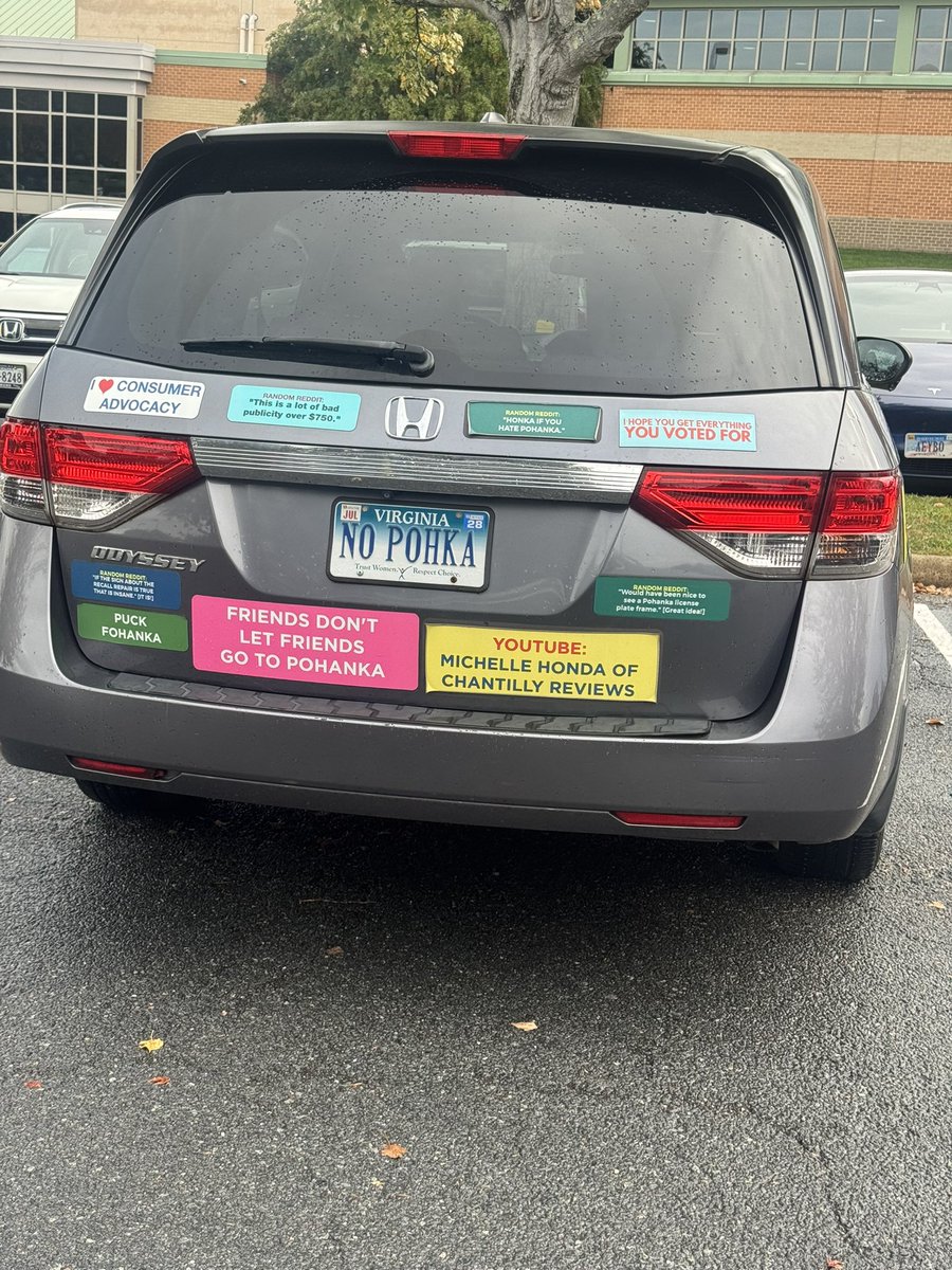 royermattw's tweet photo. Obsessed with this van in my town owned by someone who is in a feud with a local car dealer (Pohanka) for not honoring the warranty on their van so they spite covered that same van front to back in stickers with bad reviews, emails from the owner, and “Puck Fohanka.”

10/10 Hater behavior.