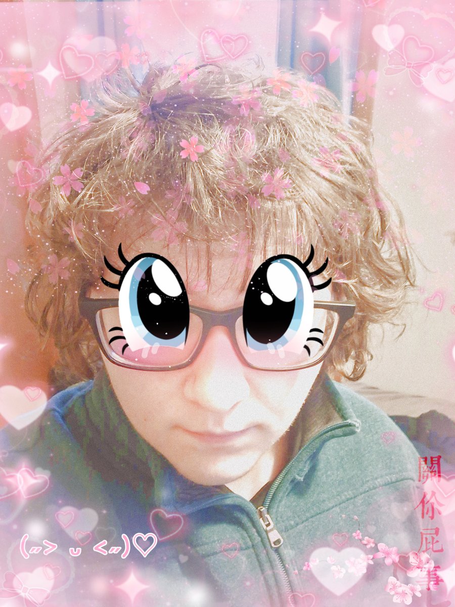 WhereDoCatsBand's tweet photo. despite most of my listeners being men, my biggest fans are woke theys and women. give it up for the woke theys and women. i like those ones https://t.co/g0UbZvWcYB