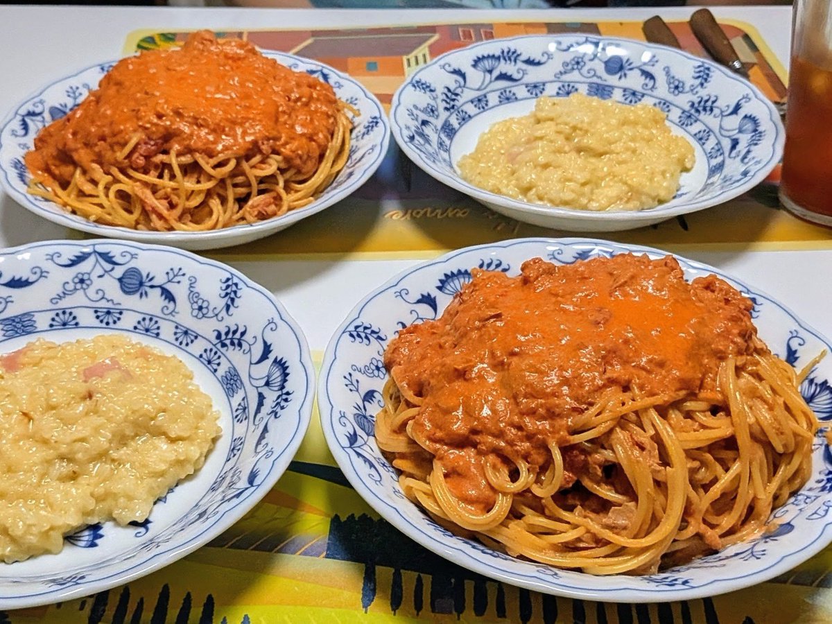 y_suke34's tweet photo. お昼は日本橋でタイ料理食べて散歩して芋けんぴ大量買い😀​
夜は家でイタリアンディナー！
ツナの​辛口トマトクリームパスタとチーズリゾット✨✨
リベンジ成功ー https://t.co/Fbk9N5wip2