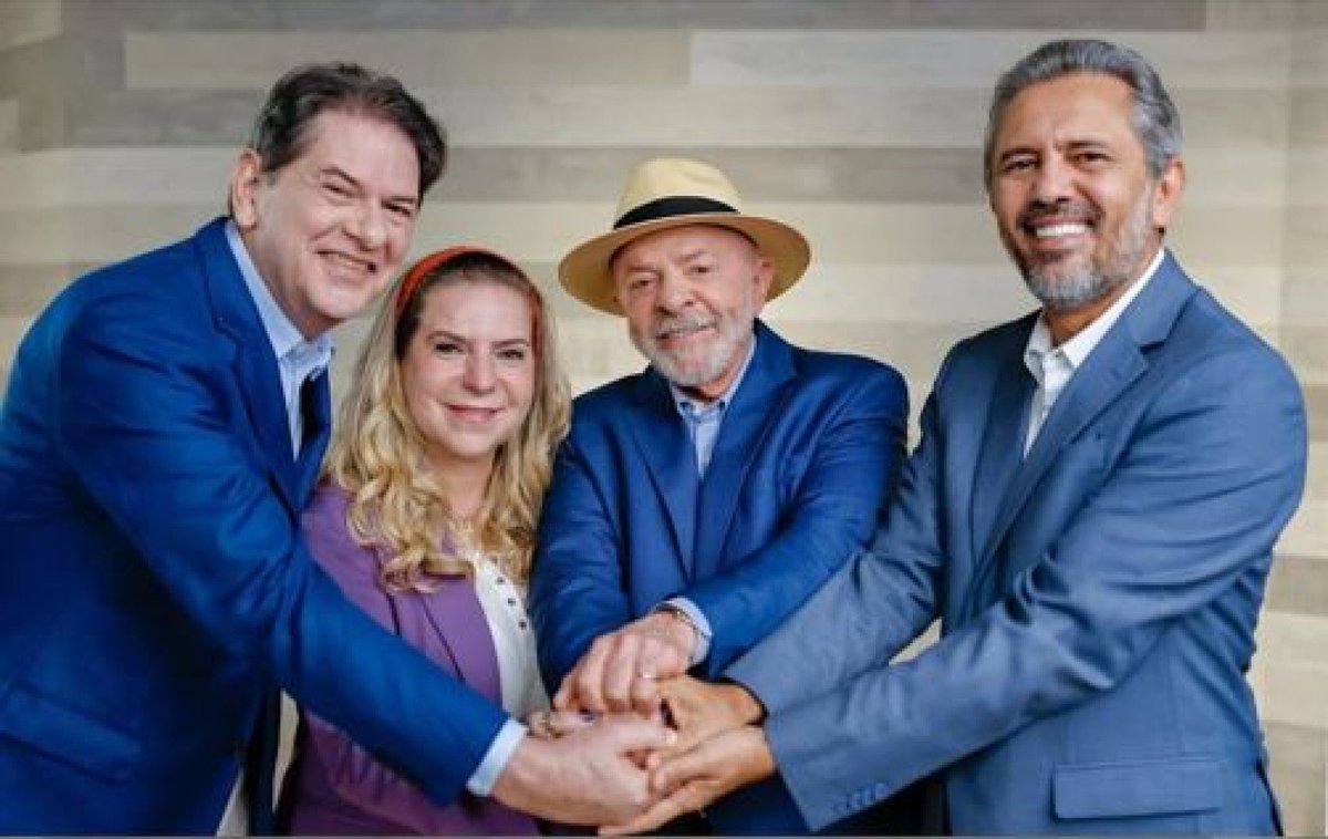 jpedroguedes's tweet photo. Elmano 13 com mais de 167 MIL votos na frente do Cavalo Paraguaio

Luizianne 180 com mais de 468 MIL votos na frente da Coca de 3L

Cid 400 com mais de 597 MIL votos na frente da Coca de 3L

Votação ESPETACULAR do meu Ceará!

Vamos pra cima!!!!!!!

E vamos buscar com Lulinha. https://t.co/2ASrCBgLL2