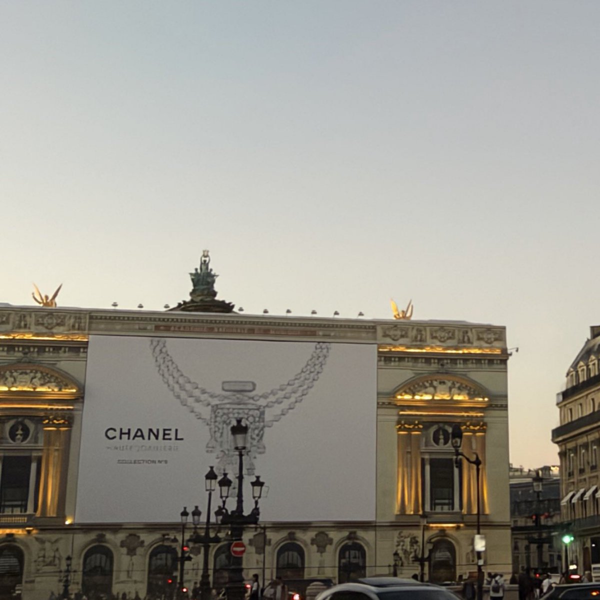 thebaseillit_'s tweet photo. WONHEE has safely arrived in Paris to attend the Chanel show. https://t.co/QJicNLeyco