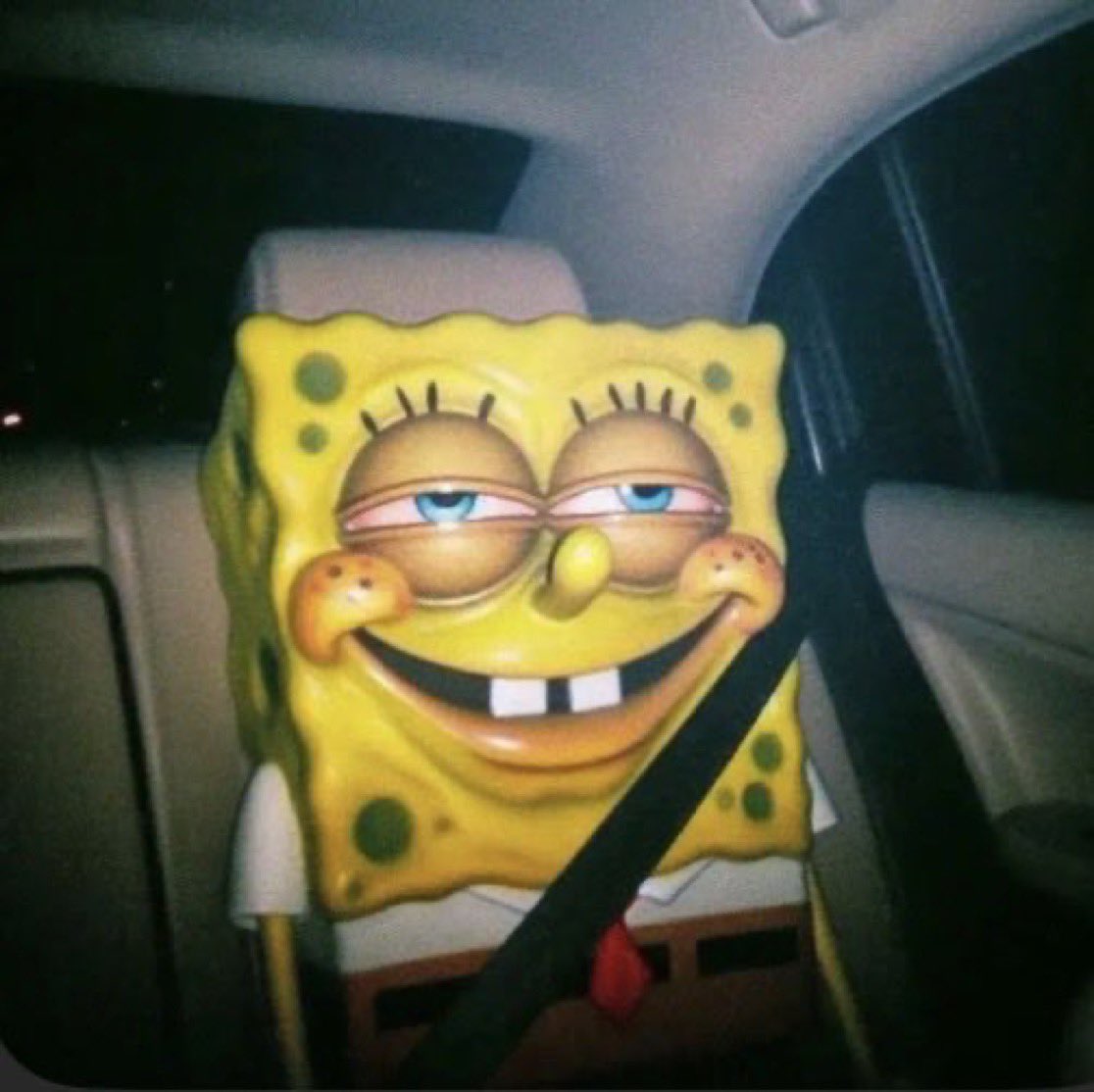ERIS_MANIA_YT's tweet photo. Nah deadass this was me after Walking out of the bathroom And hitting the vape All the seniors where like Holy hell He just hit a blinker Off the geekbar and I was like hahaha I was in class laughing and my teachers told me to be quiet and i was like “bitch idgaf I’m high 💀” fr https://t.co/S3rlVkI9WX