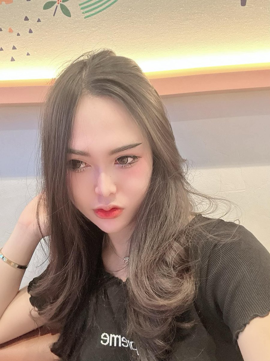 sceineryi's tweet photo. #ladyboy_riyadh.
#ladyboy_saudi. https://t.co/Z3YNeHcjXC