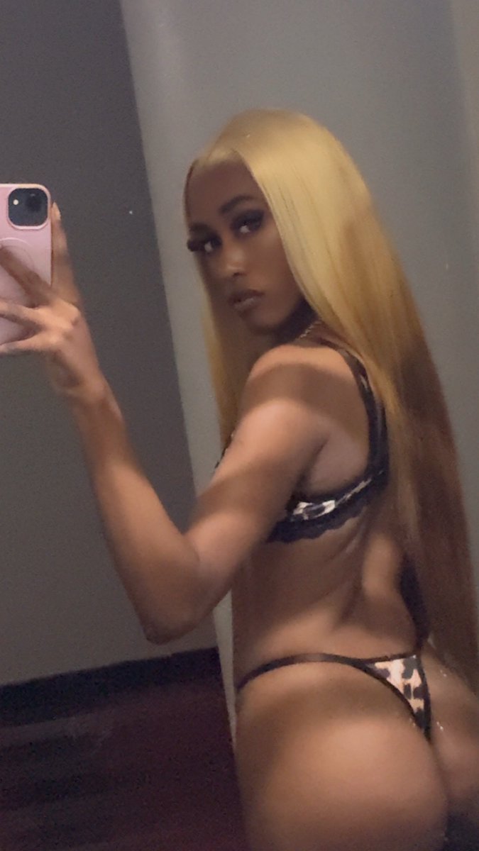 KardashMK's tweet photo. Just dumping a lil photos 📸 https://t.co/FCETA66Oov