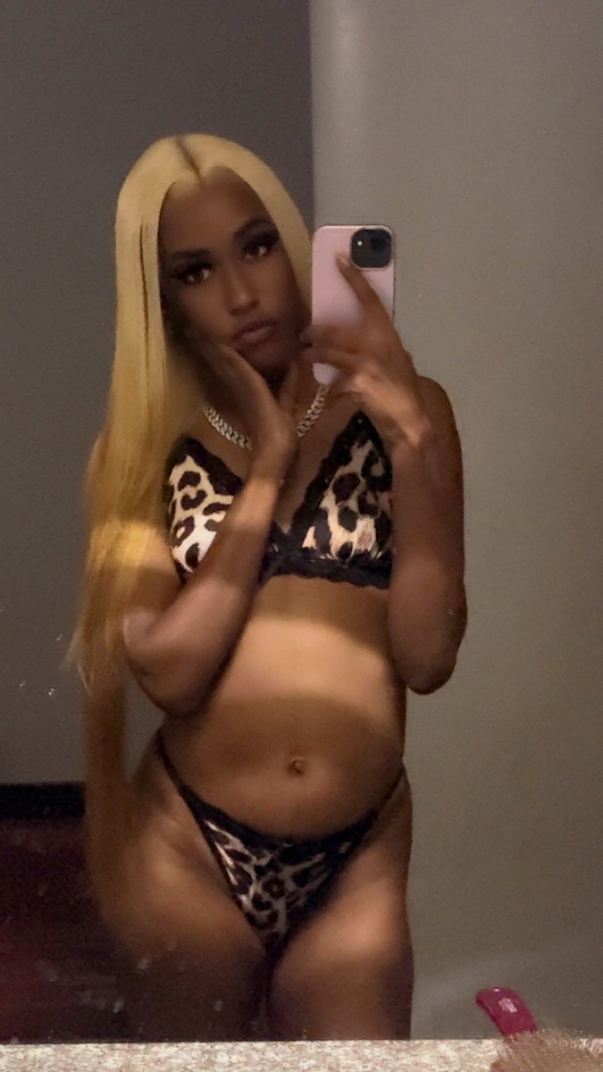 KardashMK's tweet photo. Just dumping a lil photos 📸 https://t.co/FCETA66Oov