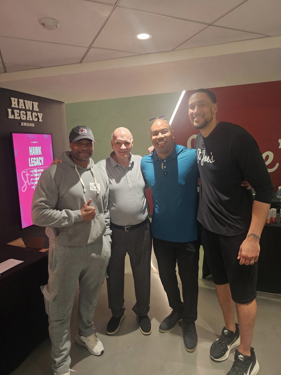 PhilMartelli's tweet photo. Thank you to @Ash_Puri, Dr Cheryl McConnell, and Katie Shields for inviting me back to Hawk Hill. Great being with so many former @SJUHawks_MBB players. https://t.co/qhdaW0pFaq