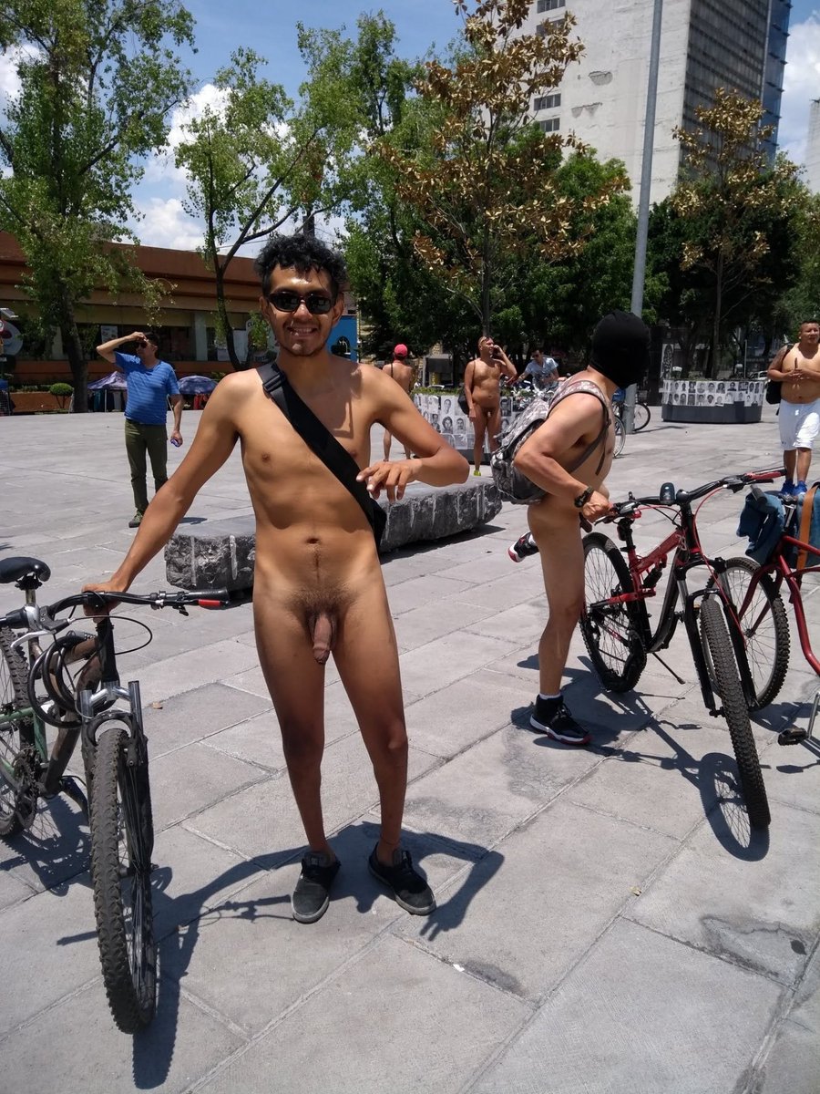 EdgarCrunegMX's tweet photo. WNBR https://t.co/Aedzj6fum8