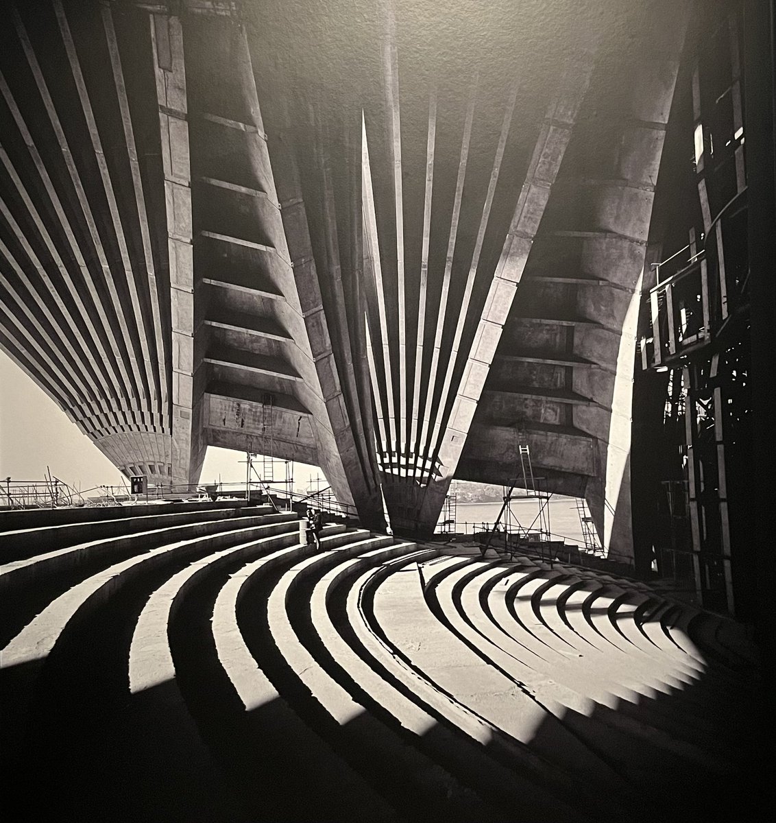 PhilipThalis's tweet photo. Dupain, Utzon &amp; the Sydney Opera House.
Genius in unison
See it at the Dupain exhibition @statelibrarynsw https://t.co/aH71uMCGx2