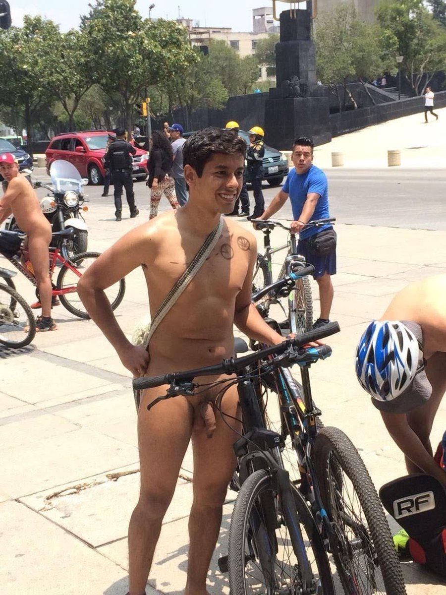 EdgarCrunegMX's tweet photo. WNBR https://t.co/FIZq1tEX68