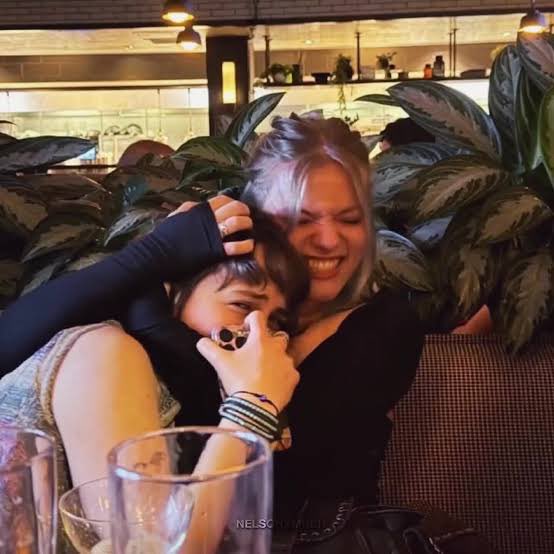 ohsimplething's tweet photo. if maisy’s not holding tatum for five seconds she explodes https://t.co/53RYqDW9CV
