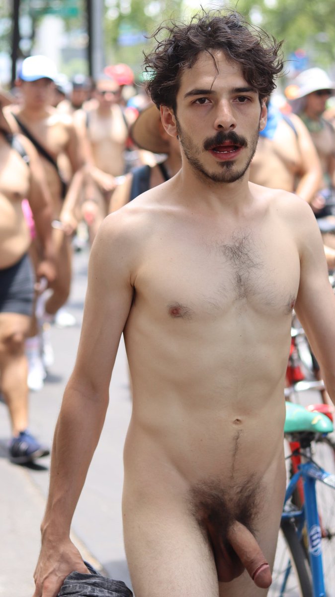 EdgarCrunegMX's tweet photo. WNBR https://t.co/FIZq1tEX68