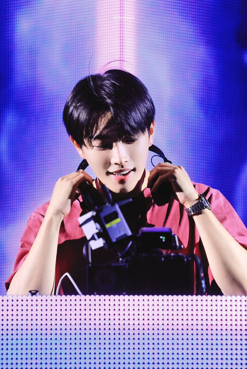 ilyhatyu's tweet photo. No1 like you 
Kim Hongjoong https://t.co/8pq9oV5hlb