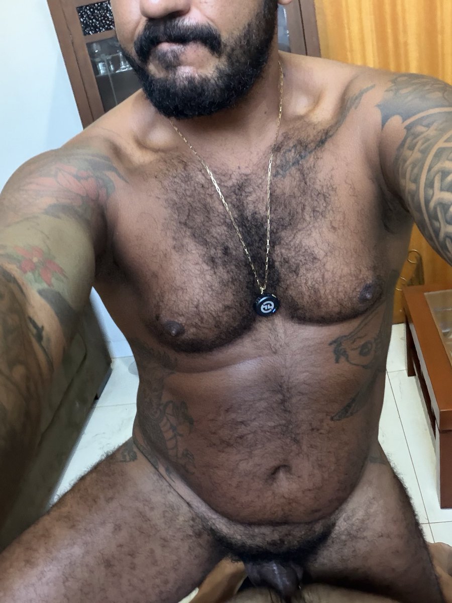 BigBearSP35's tweet photo. Putinho servindo o URSÃO nesse Domingo eleitoral🐻 https://t.co/LKMixQV2vG