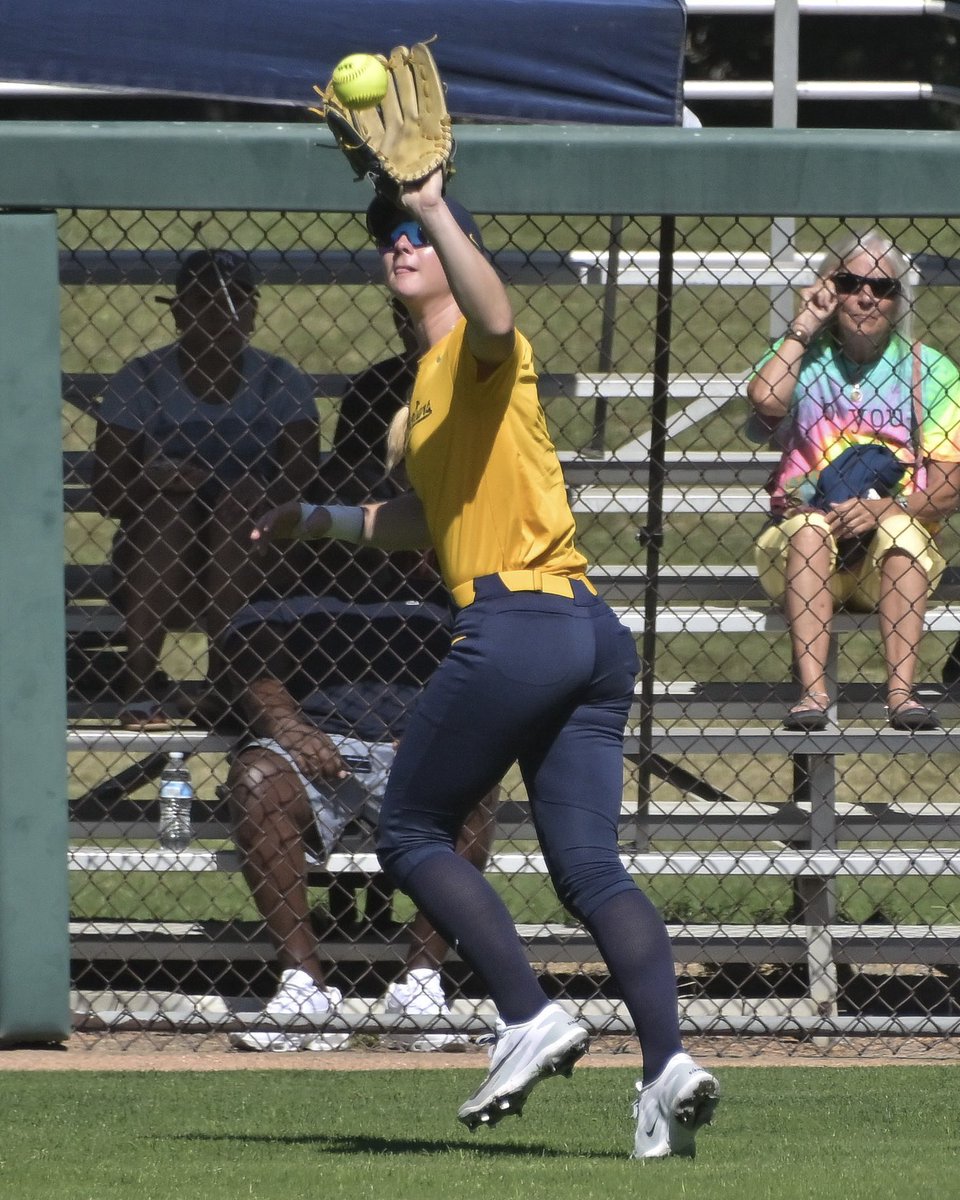 CalSB's tweet photo. Had fun yesterday 🙂‍↕️

#GoBears https://t.co/gI35AlrnEH