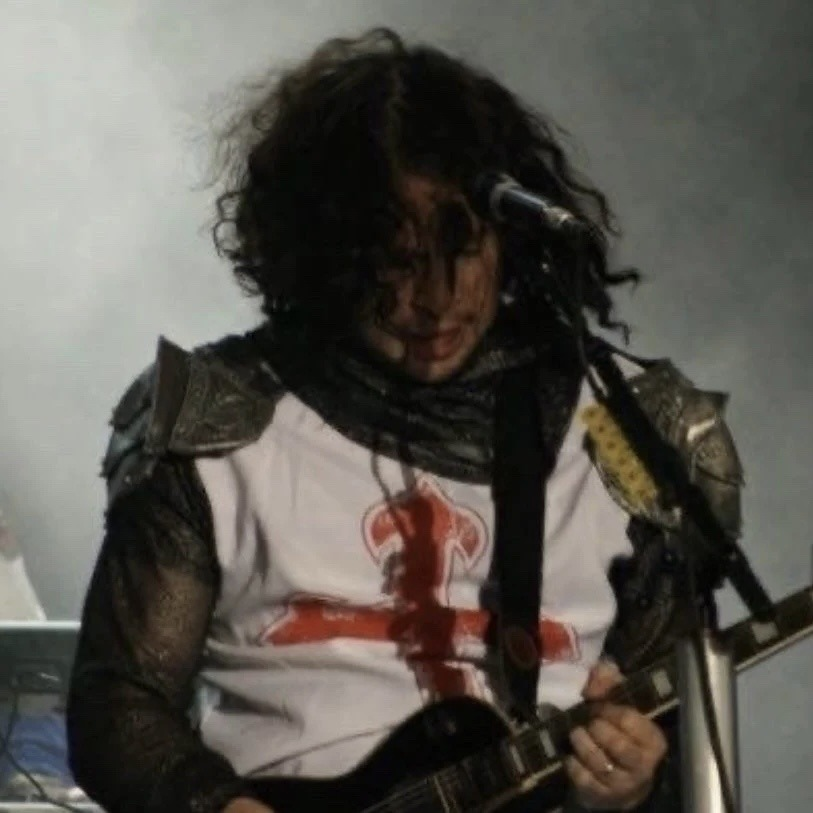 torolicker's tweet photo. rays name perfectly fits him. like. Yeah. That guy is a Ray Toro. https://t.co/P9dJOqlLA8