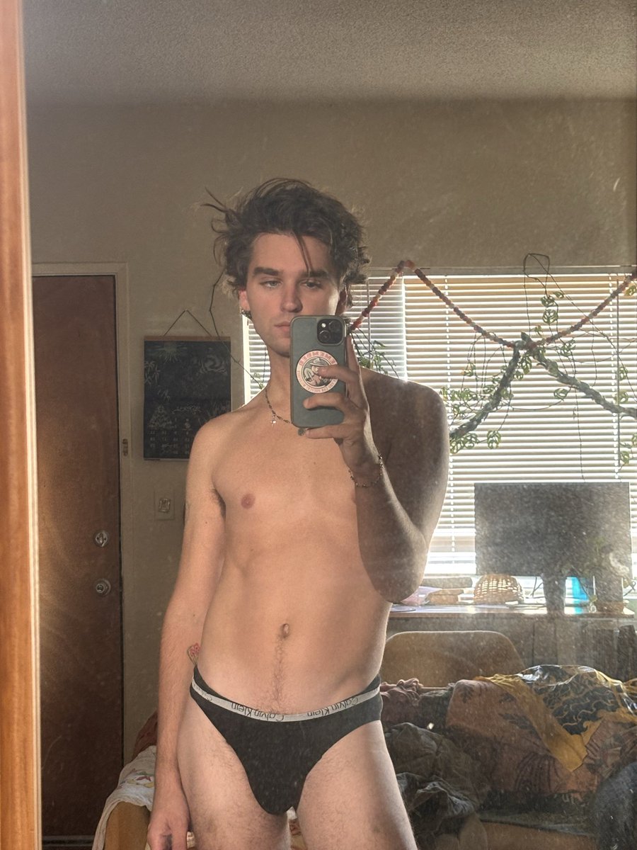 shawnwithawn's tweet photo. #LGBTQIABuildingCommunity one more cause I love community https://t.co/JVHba2CHtx