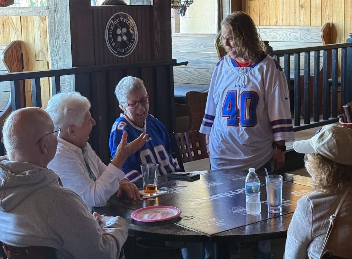 difloriofor138's tweet photo. While the Bills came up just short today, we had a GREAT time at Tracy's Bills Watch Party this afternoon in Henrietta. Special thanks to Nashvilles for hosting us and to all of our supporters and new friends that came out to help us fight for change. Let’s go win this Election! https://t.co/eoLWzGdRqK