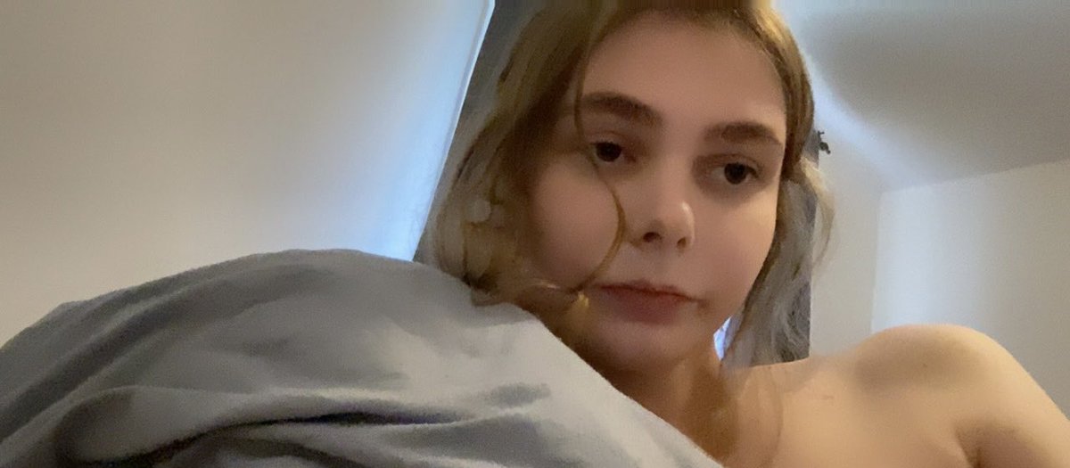 DeerlyYourBaby's tweet photo. little photo dump, trans but would that stop you?
#trans #femboy #transgirl https://t.co/Yzwqrg8zmQ