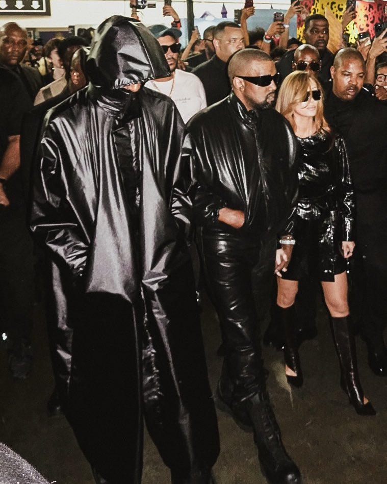 Lidesty's tweet photo. Playboi Carti, Ye and Bianca Censori wearing unreleased Yeezy at ComplexCon 👀 https://t.co/3UN8h6HDms