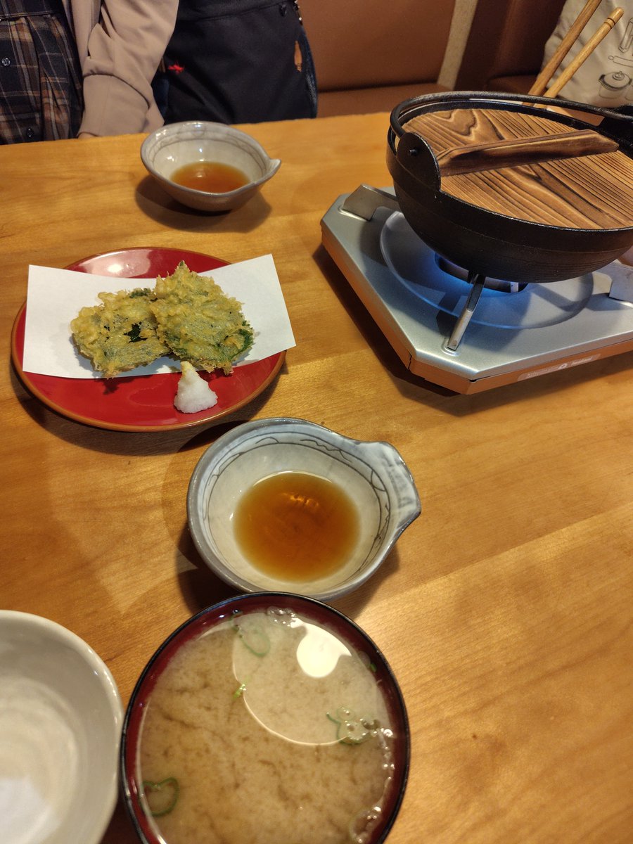 modoki1108_poke's tweet photo. シールド戦@水戸
◎偕楽園&amp;徳川ミュージアム
◯メガゴルーグ&amp;ヨワシ（カラマネロサイド）
☓メガレックウザ（先2種切れ）
☓メガグソクムシャ（カラマネロサイド）
☓じゃんけん
◎あんこう鍋&amp;納豆料理
ポケカは散々だったけど、日帰り旅としてはめちゃくちゃ充実してて楽しかった！ https://t.co/g5BnVGMjYp