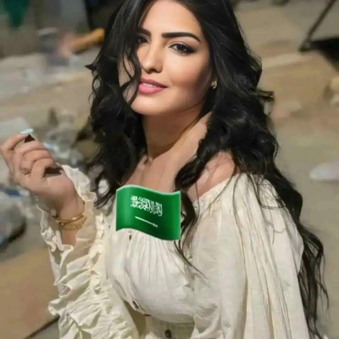 1esqnu's tweet photo. إذا طُلب منك زيارة السعودية مجاناً، فهل ستقبل؟

○ نعم

○ لا
If you are asked to visit Saudi Arabia for free, will you be accepted?

○ Yes

○ No https://t.co/rpbHLpqOWs