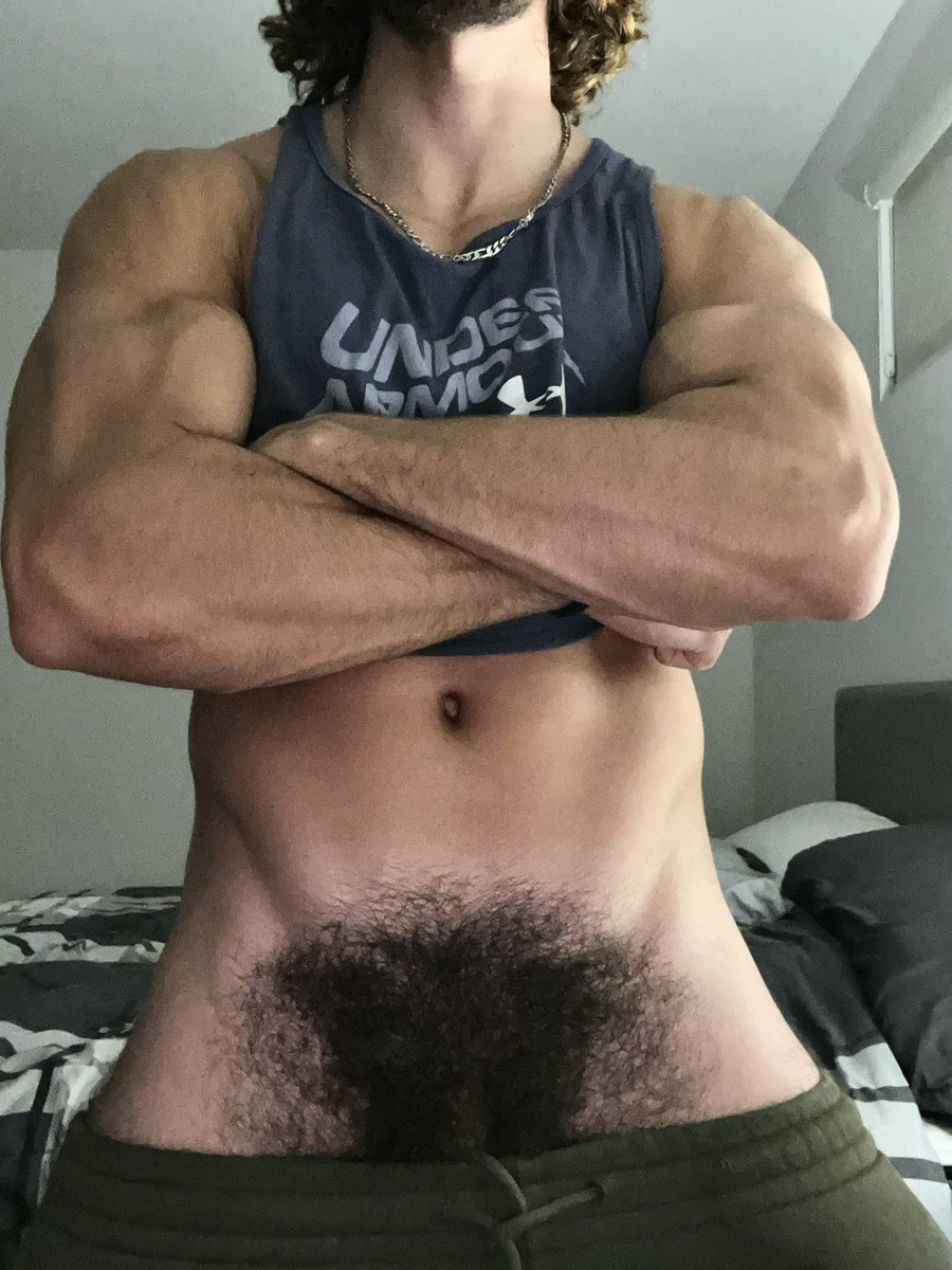 alphagodadonis's tweet photo. Grow your bush like me https://t.co/OsJVqctKCN
