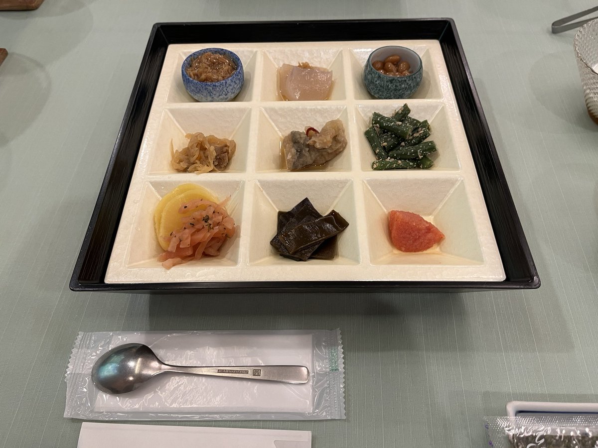 nobu_178's tweet photo. 朝ごはん https://t.co/fJIdblcq6i