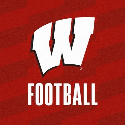 AGEDITS32's tweet photo. JUST SENT PROSPECTS TO THESE SCHOOLS🏈

LOOKING FOR 2027/2028/2029s!!!

OL — 6’3”+
DT — 6’2”+
EDGE — 6’2”+
LB — 6’1”+
DB — 6’0”+
WR — 6’1”+
TE — 6’2”+

Want to be considered for the next list? Reply with:

• Hudl link
• Position and class
• Height, weight and GPA

I’ll watch your tape and reach out if I believe I can help!