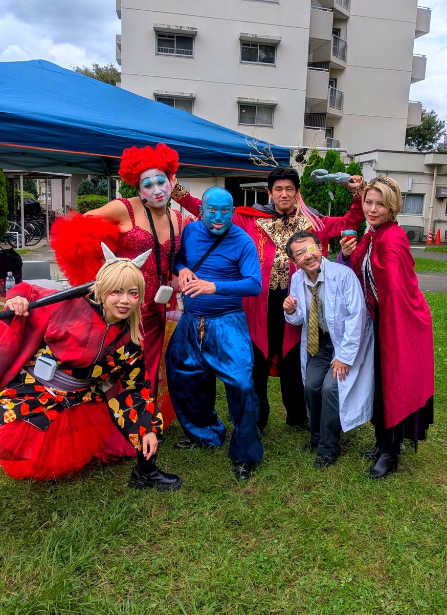sadasonam's tweet photo. ハロウィンパレード🎃
ヴィランズの皆様。魅力溢れておりました✨️ https://t.co/viVYToRz1y