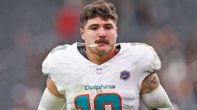 FinsXtra's tweet photo. 📈 Jacob Rodriguez made 18 TACKLES vs. Minnesota Vikings, the most tackles in a single game in the NFL so far this season 🤯 #PhinsUp https://t.co/CBBWpxdvvJ