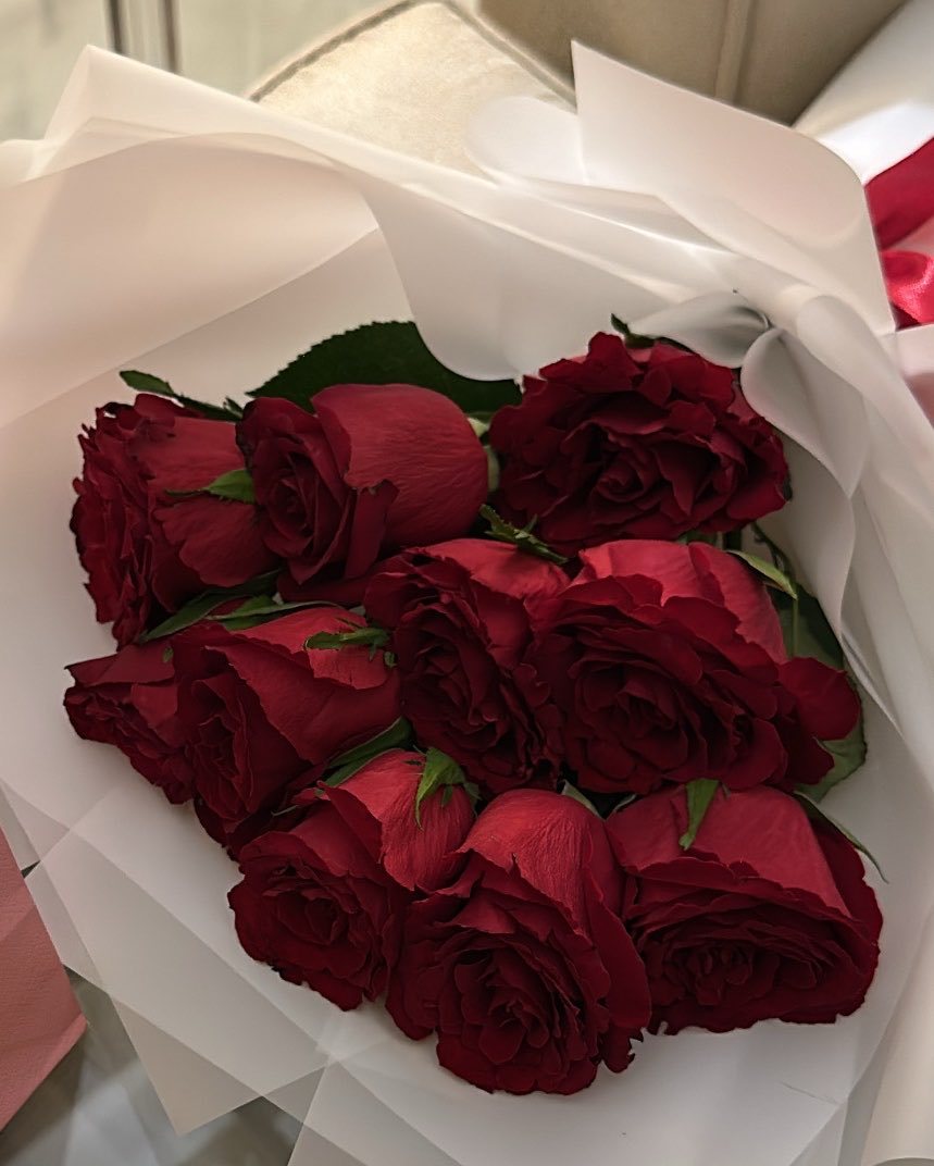 AAlsofyan's tweet photo. 3 اكتوبر عيد ميلادي ✨🎂
يارب  اجعلها سنة خيرًا لي وبِــداية أجمل لأقداري وحقق لي كل ما يتمناهُ قلبي اللهم إني استودعتك عاما مضى من عمري وعاما قادم. ♥️♥️♥️ https://t.co/X8mchhW54P