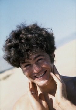 alien_allie420's tweet photo. BTS photos of micky on the set for the movie head (1968) https://t.co/m8TRiIN2Ui