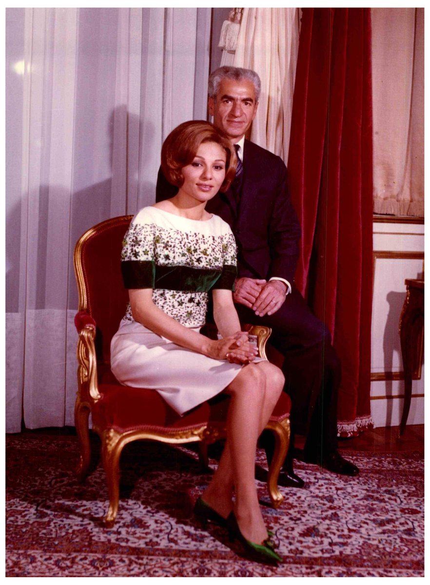 HistoryInPik's tweet photo. عکس دونفره شاهنشاه و شهبانوی ایران https://t.co/B1ph1g9HxE