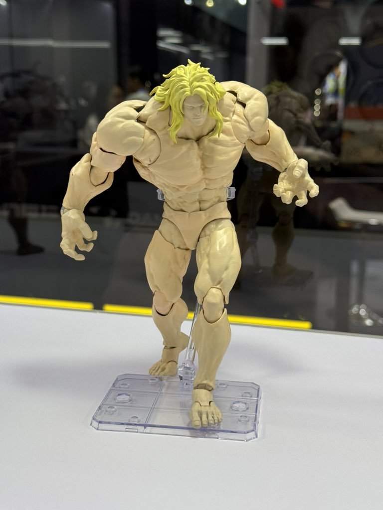 Datmofo4's tweet photo. big buff meaty bodies is def doable with what Vtoys showed off so.... https://t.co/qR8F7xc5Sv