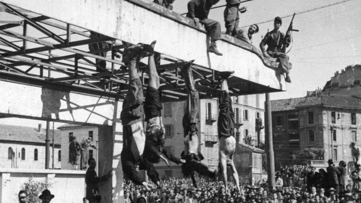 righooo1's tweet photo. @ahcuariano El fascismo puede ascender todo lo que quiera en el mundo, pero siempre terminara de la misma manera. https://t.co/DTPYp841bU