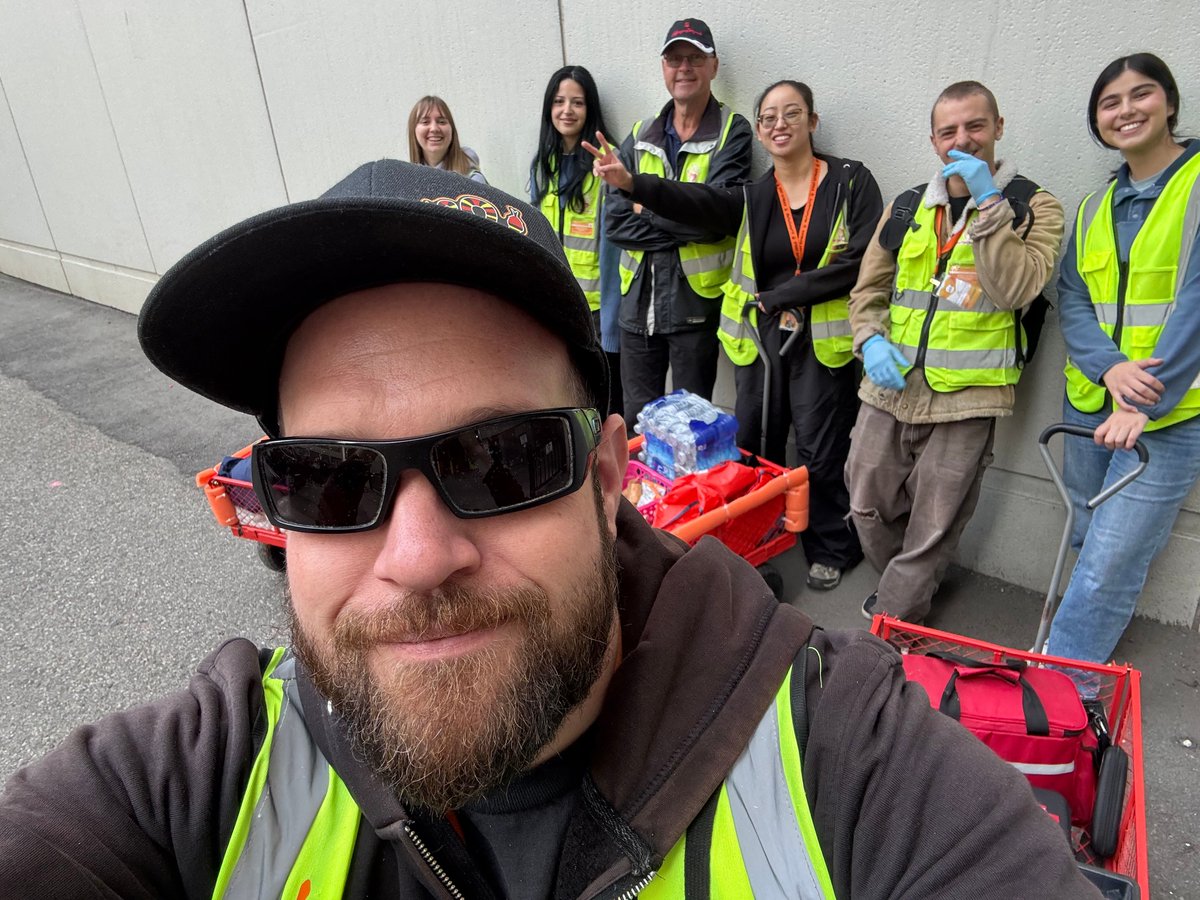 BeTheChangeYYC's tweet photo. Another busy Saturday outreach shift in downtown Calgary. 💙

Last night, our BeTheChangeYYC team connected with 95 people across Stephen Avenue and the East Village.

Throughout the shift, our team provided immediate support while helping connect people with longer-term resources:

🏠 3 housing referrals/connections
🪪 3 ID clinic referrals
🍽️ 6 food-resource connections
🛏️ 2 emergency shelter connections
🩹 3 first-aid interventions
💜 1 naloxone response
🚑 EMS was called twice when additional medical support was needed

We also distributed water, food, warm clothing, harm-reduction supplies and other essentials throughout the afternoon.

A huge thank you to Team Lead Garth and volunteers Mariam, Bruce, Hilal, Morgan, Signe and Luke for giving their Saturday to support our community.

Street outreach is about more than handing out supplies. It’s about meeting people where they are, responding to immediate needs, building trust, connecting people with services, and helping make our public spaces safer for everyone.

Every shift matters. Every connection matters. 💙

Learn more, volunteer or support our outreach work at https://t.co/CAh3orWiLL

#Calgary #StreetOutreach #Homelessness #CommunitySafety #CalgaryCommunity
