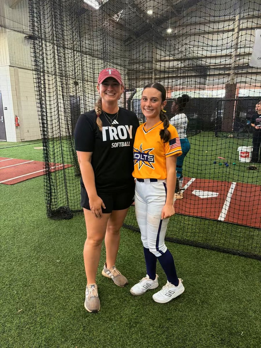 Ansley_2028's tweet photo. Thank you @TroyTrojansSB @e_newellcoach @ElizabethH_99_ @MackPuck01 @NateTompkins for the awesome camp, as always I had the best time and learned so much! #classof2028 @GABolts2028 https://t.co/pDTZn2t4rE