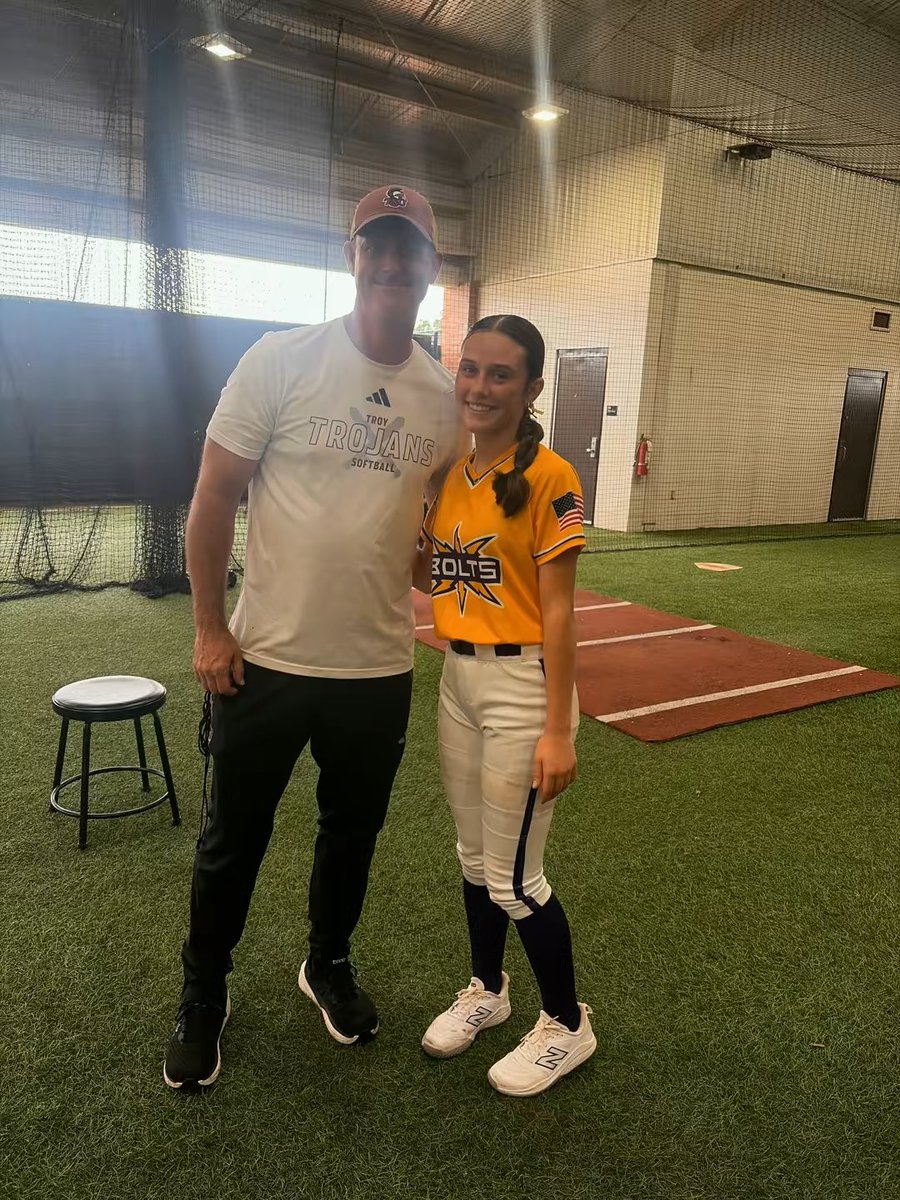 Ansley_2028's tweet photo. Thank you @TroyTrojansSB @e_newellcoach @ElizabethH_99_ @MackPuck01 @NateTompkins for the awesome camp, as always I had the best time and learned so much! #classof2028 @GABolts2028 https://t.co/pDTZn2t4rE