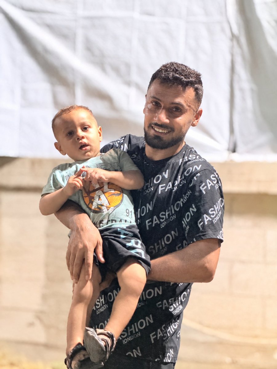 khaled2582005's tweet photo. I'm Palestinian. This land is mine. 

I'm not an occupier.

If you believe me, please leave a dot. It's just a dot.🇵🇸🍉
https://t.co/3LOokszeUr https://t.co/4n3DYUusLv