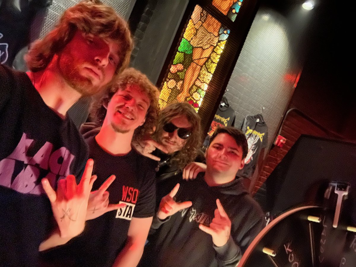 WSOU's tweet photo. WE'RE OUT HERE RIGHT NOW FOR WSOU PRESENTS: @OverkillBand AT @saintvitusbar 🔥

STOP BY OUR TABLE FOR SOME FREE WSOU MERCH ‼️ https://t.co/GVGKWO3c9O